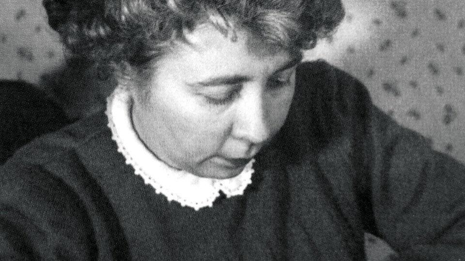 Ilse Losa - Lo que la historia oficial no contó y que hoy llega en castellano y en gallego