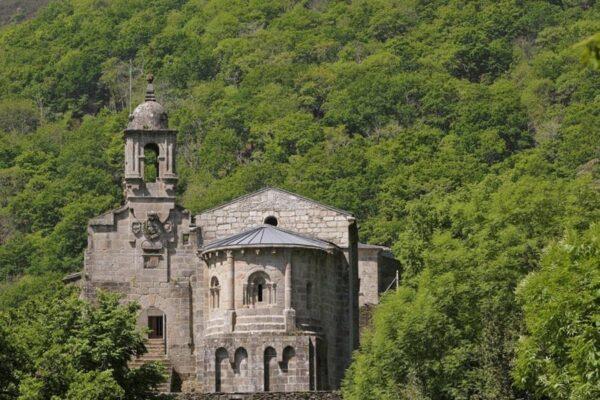 Monasterios y conventos de la Peninsula iberica vol1 1 600x400 - Monasterios y Conventos de la Península Ibérica - Volumen I